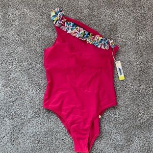 Summersalt, size 10, hot pink, sidestroke one piece